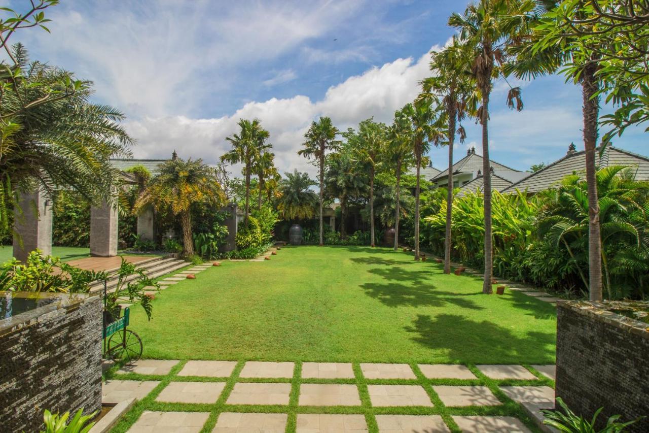 S18 Bali Villas Legian  Exterior photo